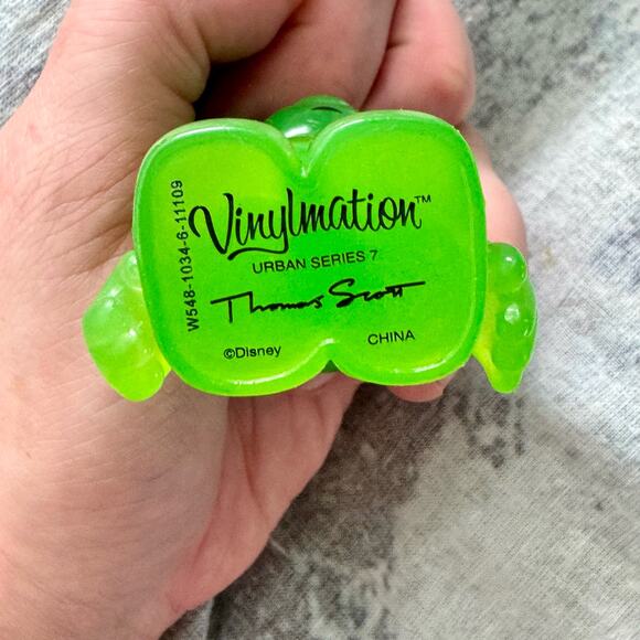 Disney Vinylmation Urban Series 7 3" Clear Green Alien - Picture 7 of 8